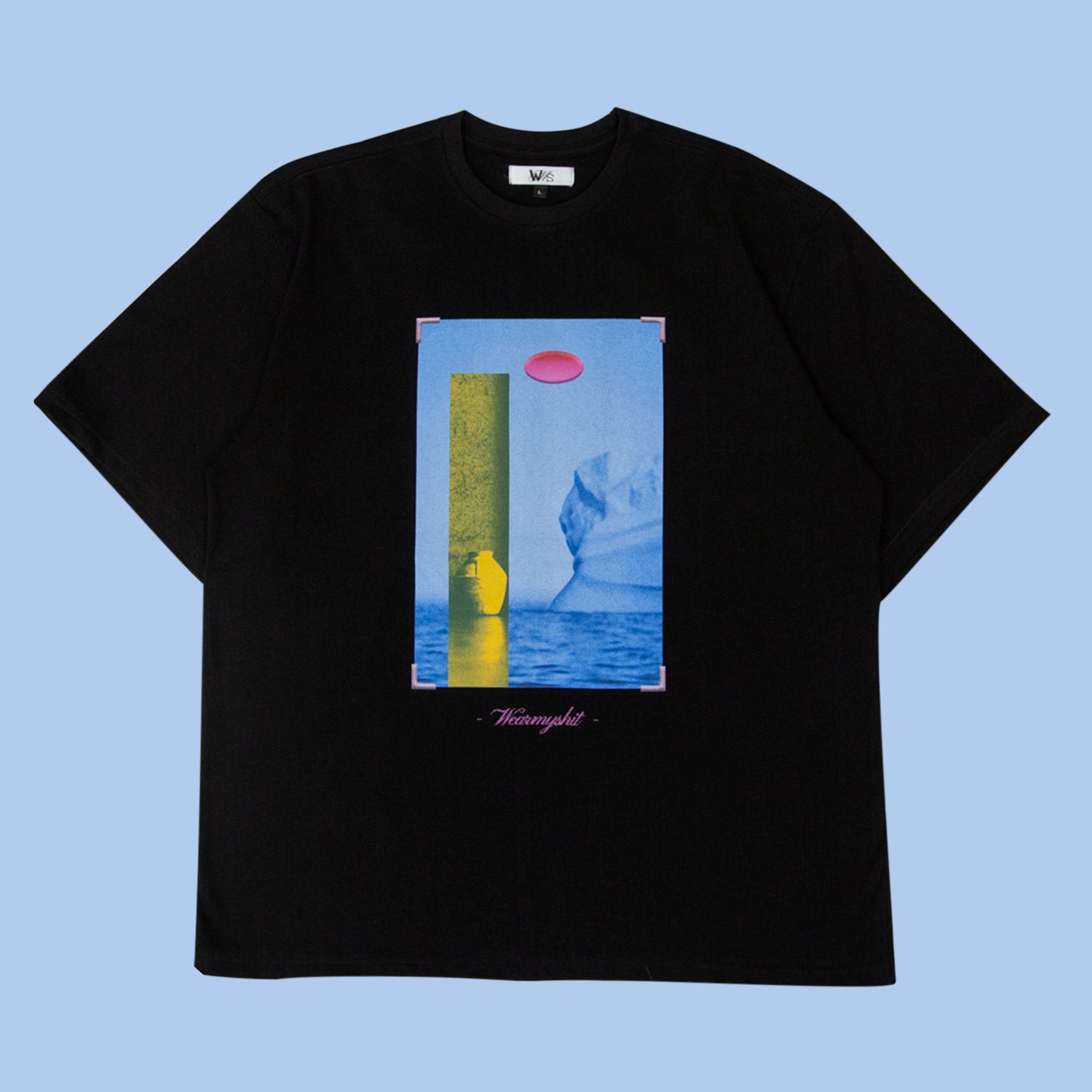 VASE B TEE